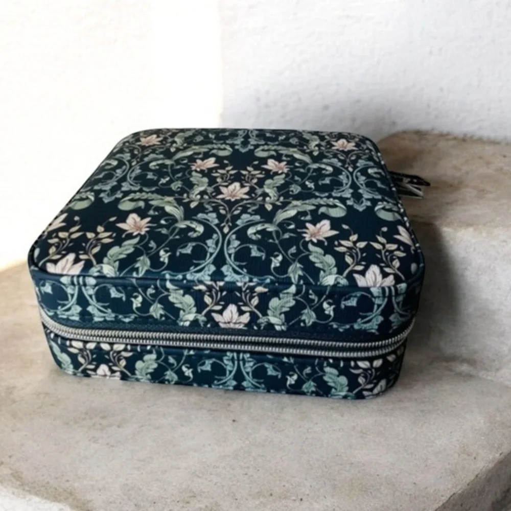 Floral Patterned Jewelry Case travel organizer jewelry box